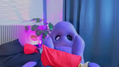 milena_lawson online show from February 19, 3:22 pm