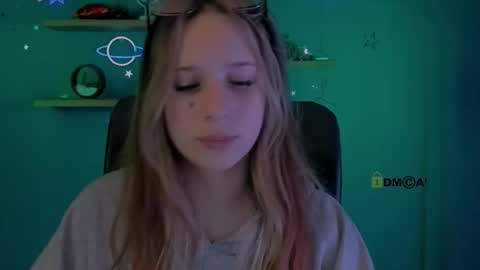 Sweet Miles online show from February 25, 8:40 pm