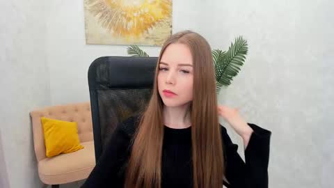 mileygloss online show from February 14, 11:42 am