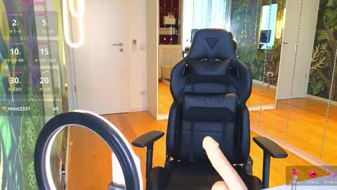 Miley Sin online show from March 5, 2:13 pm