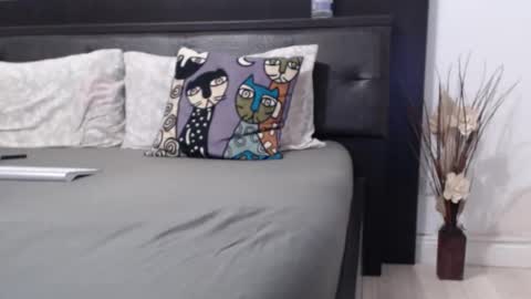 milfa online show from September 22, 4:33 am