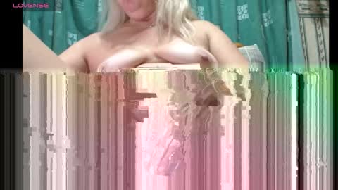 milfy72 online show from October 22, 9:42 pm