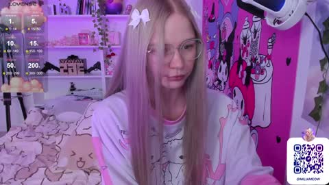 Milia online show from January 20, 9:53 pm