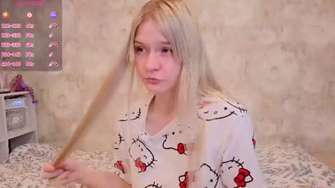 Milia online show from July 13, 9:04 pm