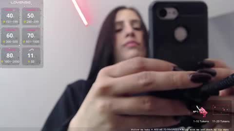 Amira online show from March 11, 12:50 pm