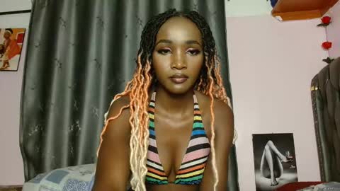 Softluxe online show from February 8, 1:04 pm