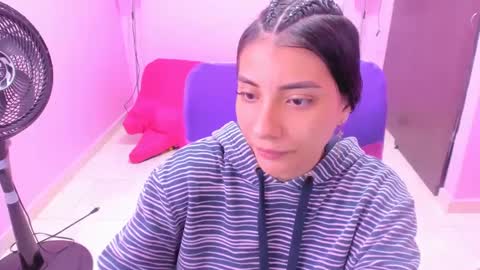 vale online show from December 14, 12:33 pm