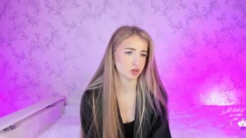 Vivian online show from January 15, 4:57 am