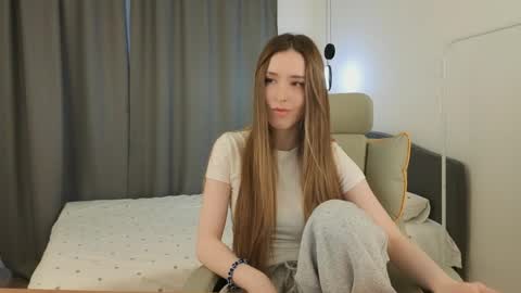 Eva online show from April 9, 5:10 am