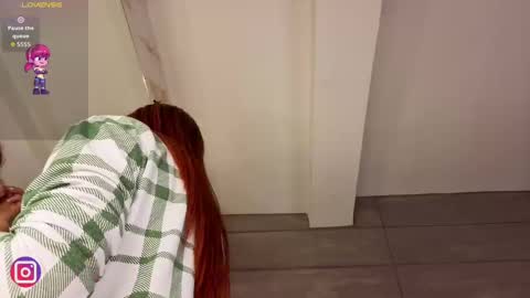 milleyjones_ online show from September 24, 9:14 pm