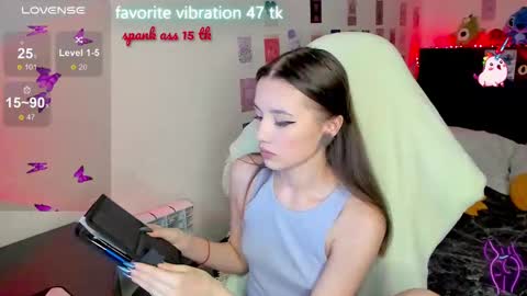 Emily online show from March 1, 6:00 pm