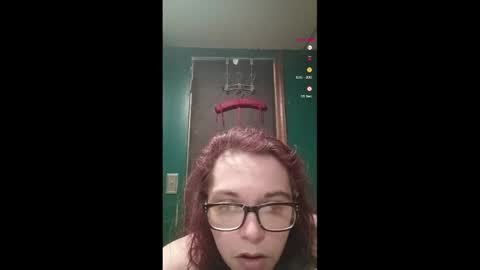 mimi142 online show from April 18, 4:53 pm