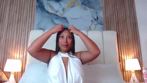 Mimi online show from June 1, 6:53 pm