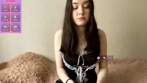 mimipurr online show from October 4, 4:51 am