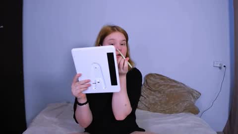 hi Im Mina  online show from September 9, 2:00 am