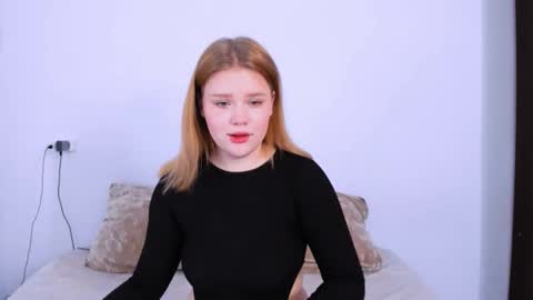 hi Im Mina  online show from October 25, 2:30 am