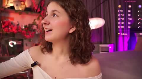 Frances  Next streams Thu Fri Sat 8am -  4pm GMT3 online show from September 13, 7:49 am