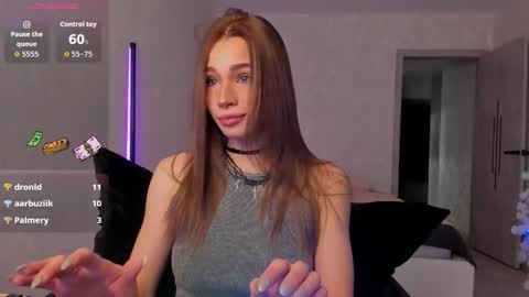 Emily online show from January 6, 11:30 pm