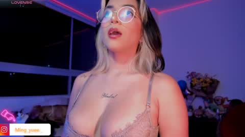 My name is Fer Nice to meet you  give it a thumbs up please its important online show from January 17, 2:08 am