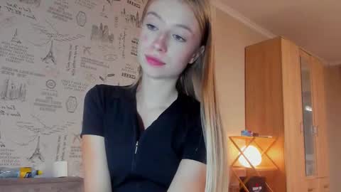 Amelia online show from September 12, 8:49 pm