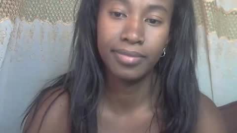 minouch211907 online show from May 31, 7:58 am