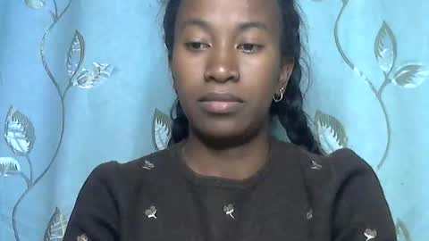 minouch211907 online show from April 13, 5:47 pm