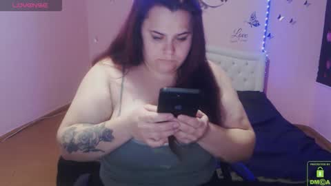 mira_cle_ online show from April 15, 8:04 am