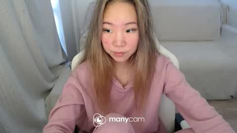 mira_g online show from September 19, 12:48 pm