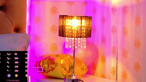 mira_lynxx online show from February 19, 5:18 am