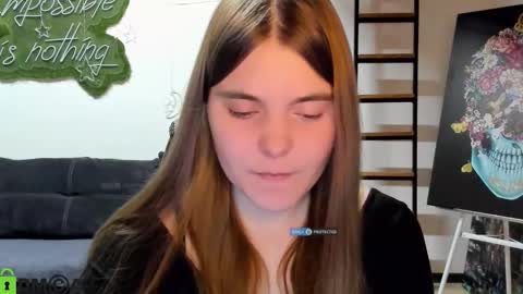 miraa_bloom online show from March 23, 2:45 pm