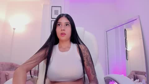 miranda_crawfor online show from September 12, 12:23 pm