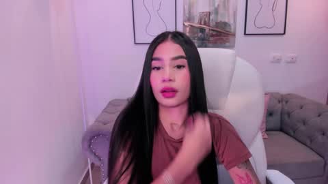 miranda_crawfor online show from March 18, 2:49 am