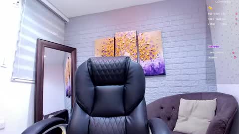    online show from June 3, 2:33 pm