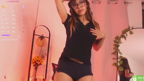 MIRANDA HERNANDEZ online show from March 12, 6:16 am