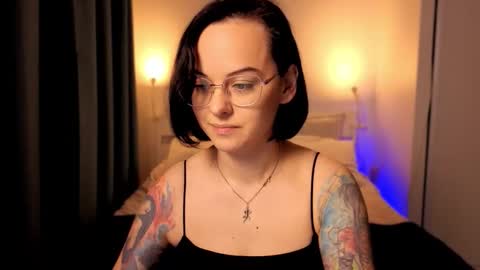 MiraSkyy online show from October 21, 6:23 pm