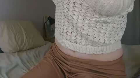 Elora online show from September 20, 8:07 pm