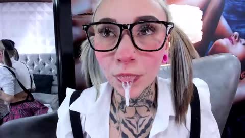 miss___angel online show from February 28, 6:09 pm