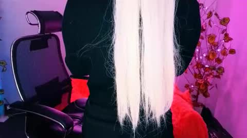 miss_alice_silver online show from October 19, 4:42 pm