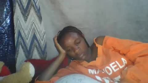 miss_belllo online show from February 19, 6:21 pm