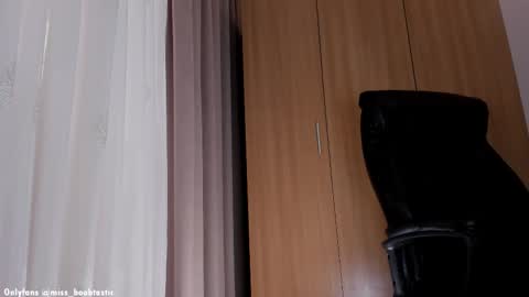 Ivy online show from January 13, 1:26 pm