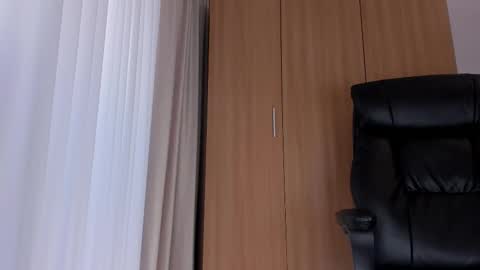 Ivy online show from October 31, 2:10 pm