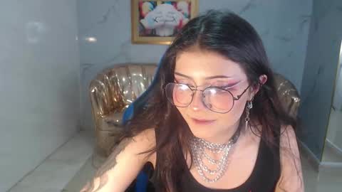 miss_devil_s online show from January 10, 3:44 am