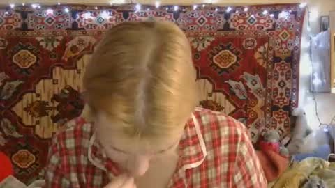 Elis online show from October 14, 11:24 am