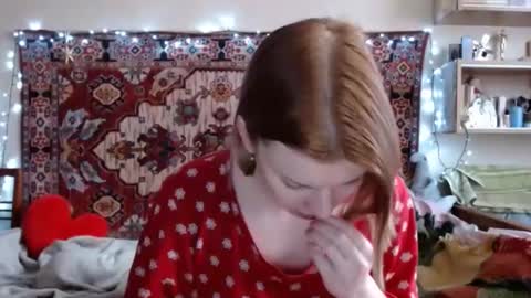 Elis online show from February 25, 12:16 pm