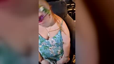 miss_ella_rose online show from June 17, 2:35 am