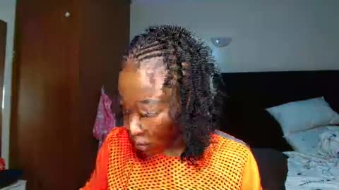 Miss Kiarrafit online show from March 11, 6:08 pm