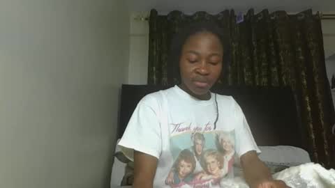 Miss Kiarrafit online show from December 4, 2:52 pm