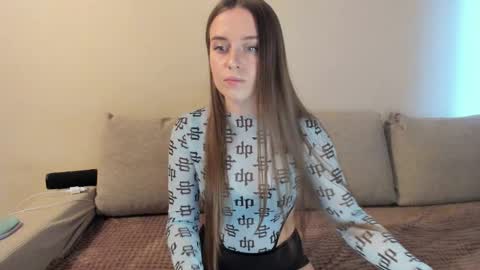 Kitty online show from October 5, 3:11 am