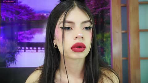 miss_lucyla online show from February 7, 11:01 am