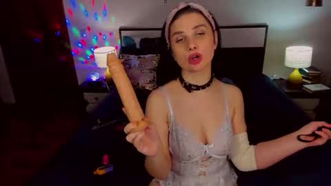 miss_meag online show from January 10, 7:35 am